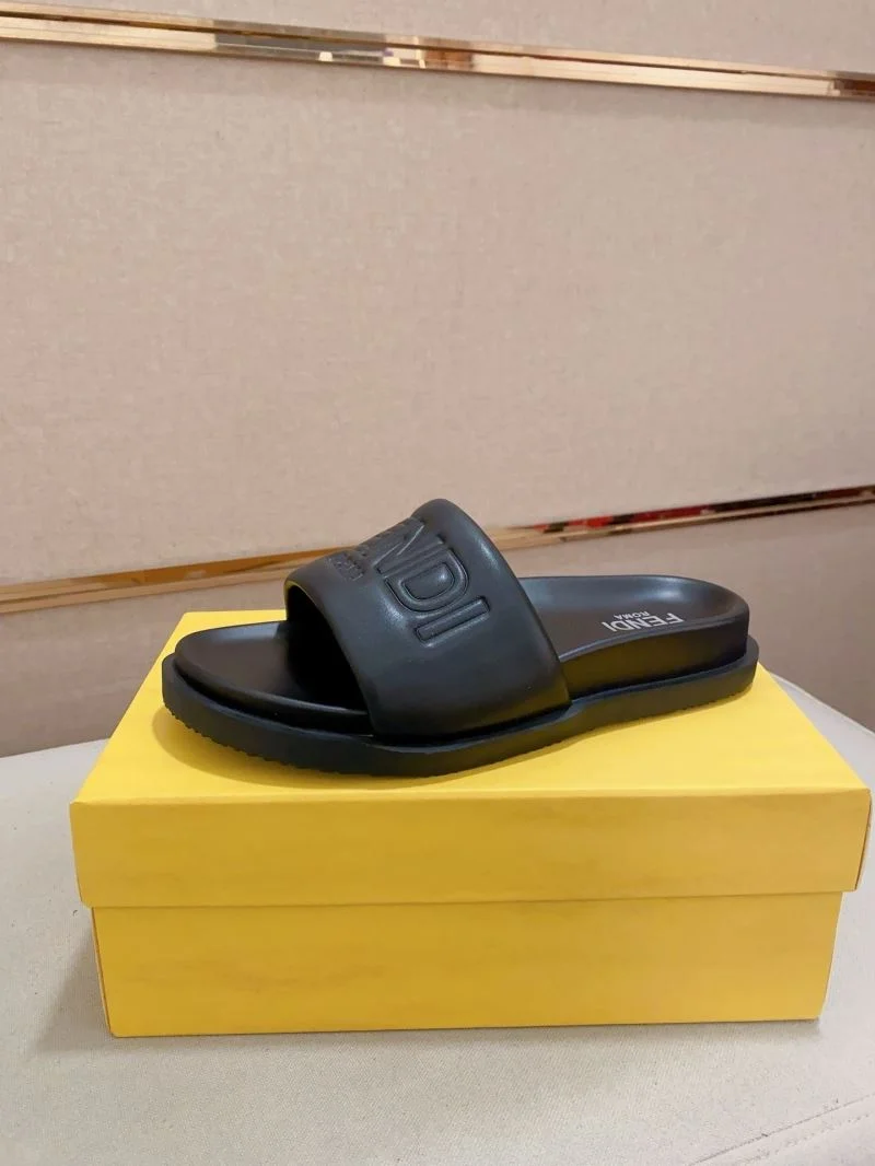 Fendi Slippers Bold 23561