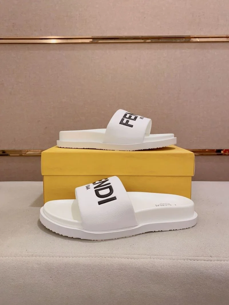 Fendi Slippers WaterResistant 23557