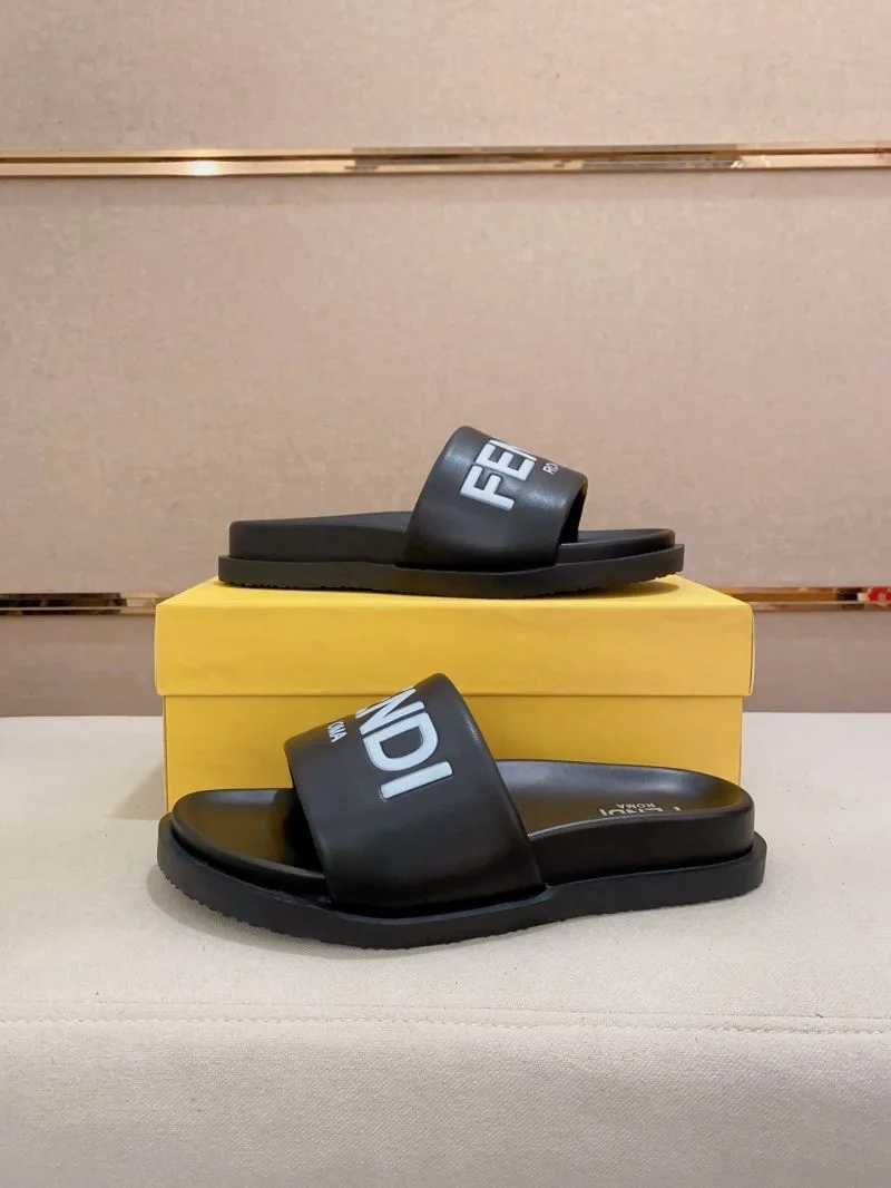 Fendi Slippers Breathable 23560
