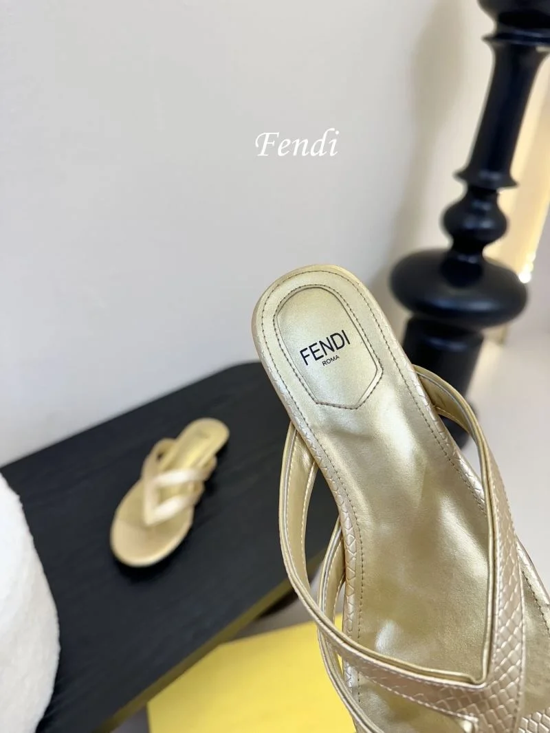 Reliable Fendi Slippers 23717