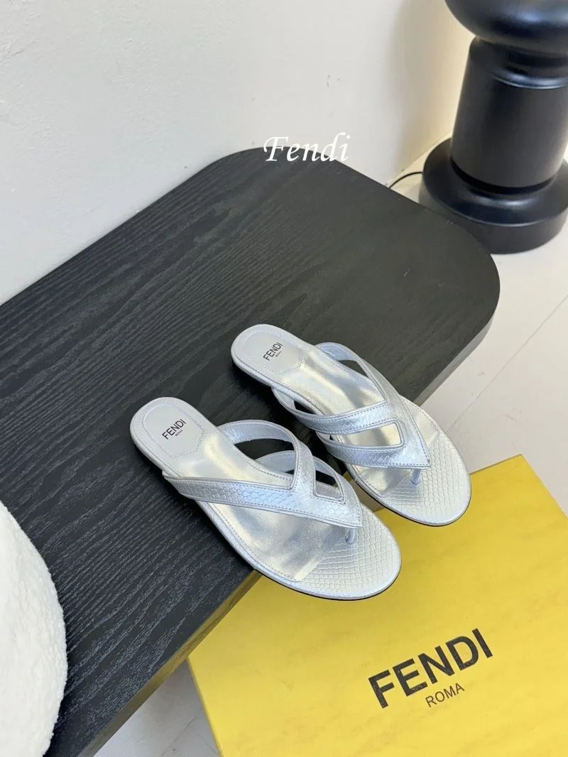 Versatile Fendi Slippers 23743