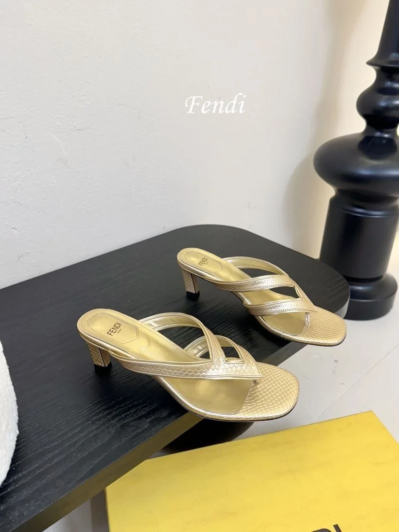 Fendi Slippers Refined 23727