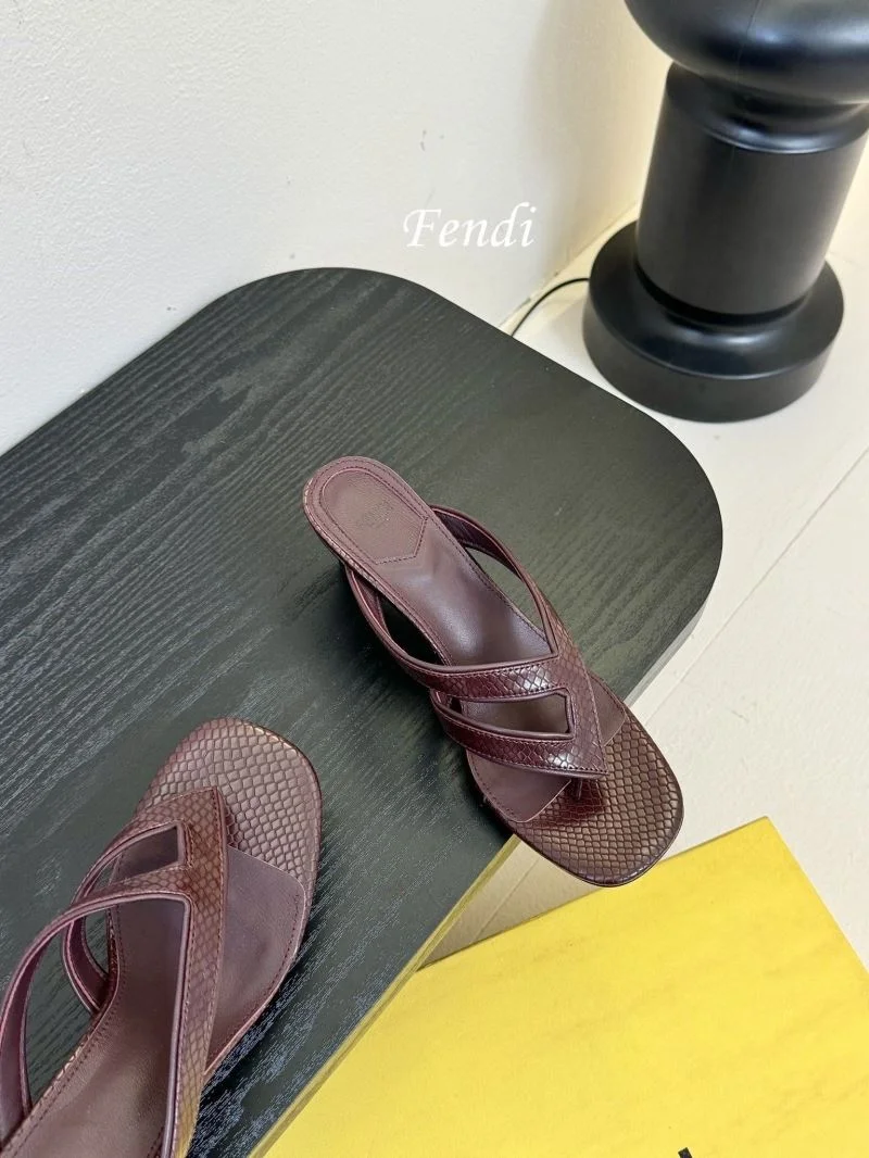 SunProtective Fendi Slippers 23724