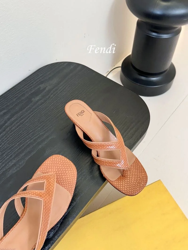 Fendi Slippers Modern 23719