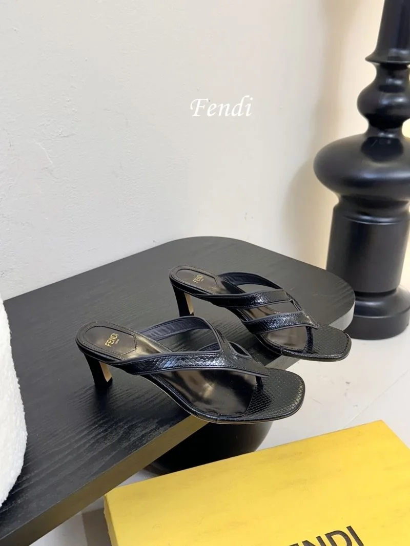 ComfortFit Fendi Slippers 23731