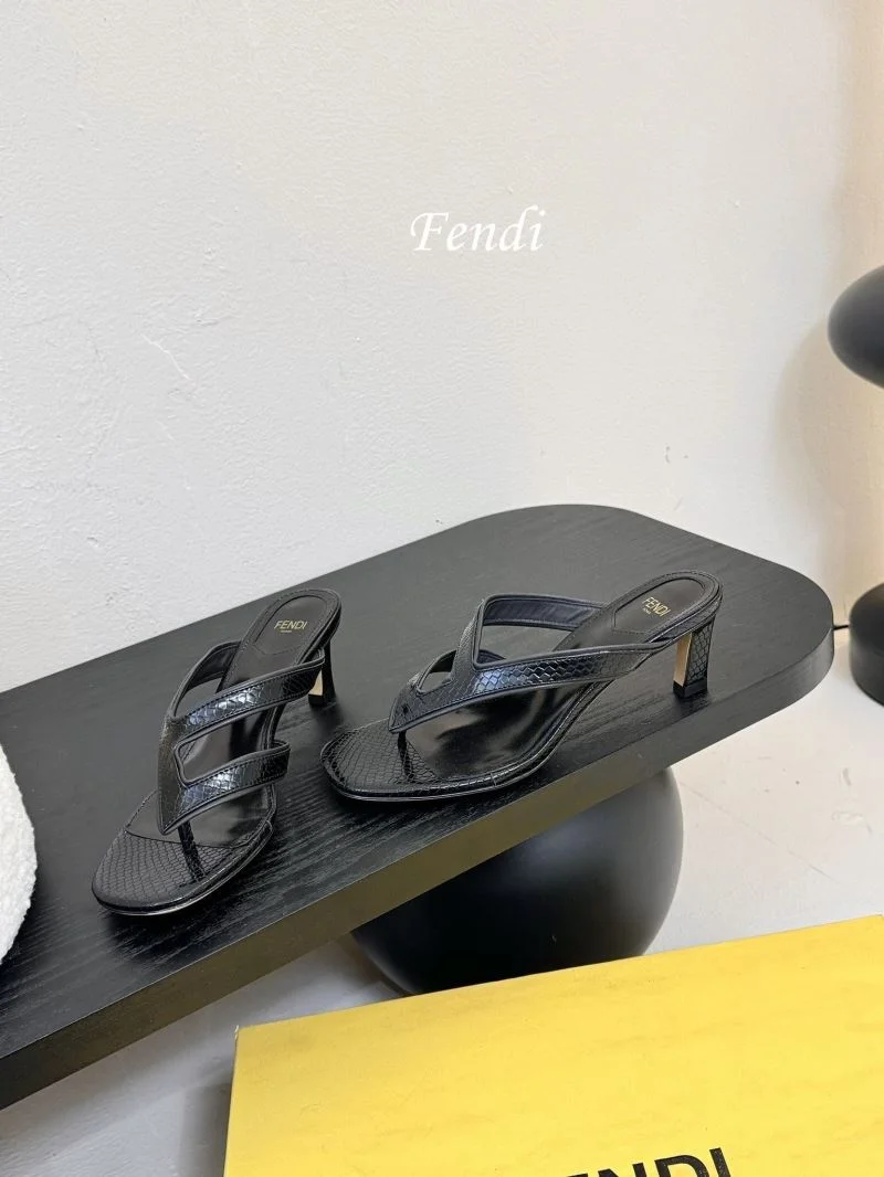 ComfortFit Fendi Slippers 23731