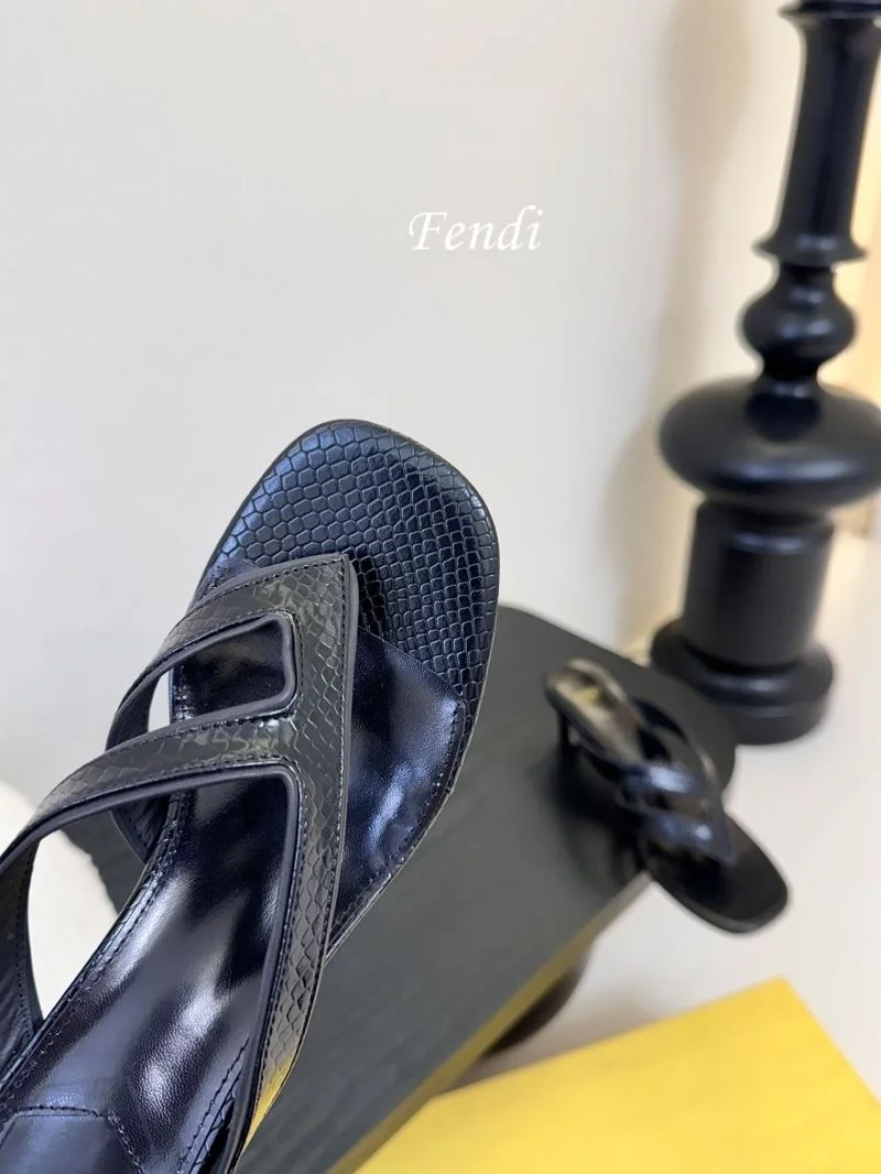 ComfortFit Fendi Slippers 23731