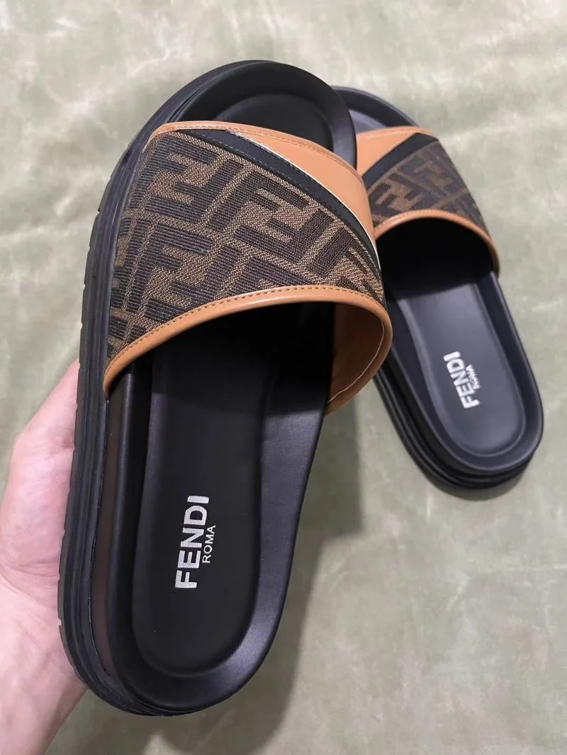 Comfortable Fendi Slippers 23273
