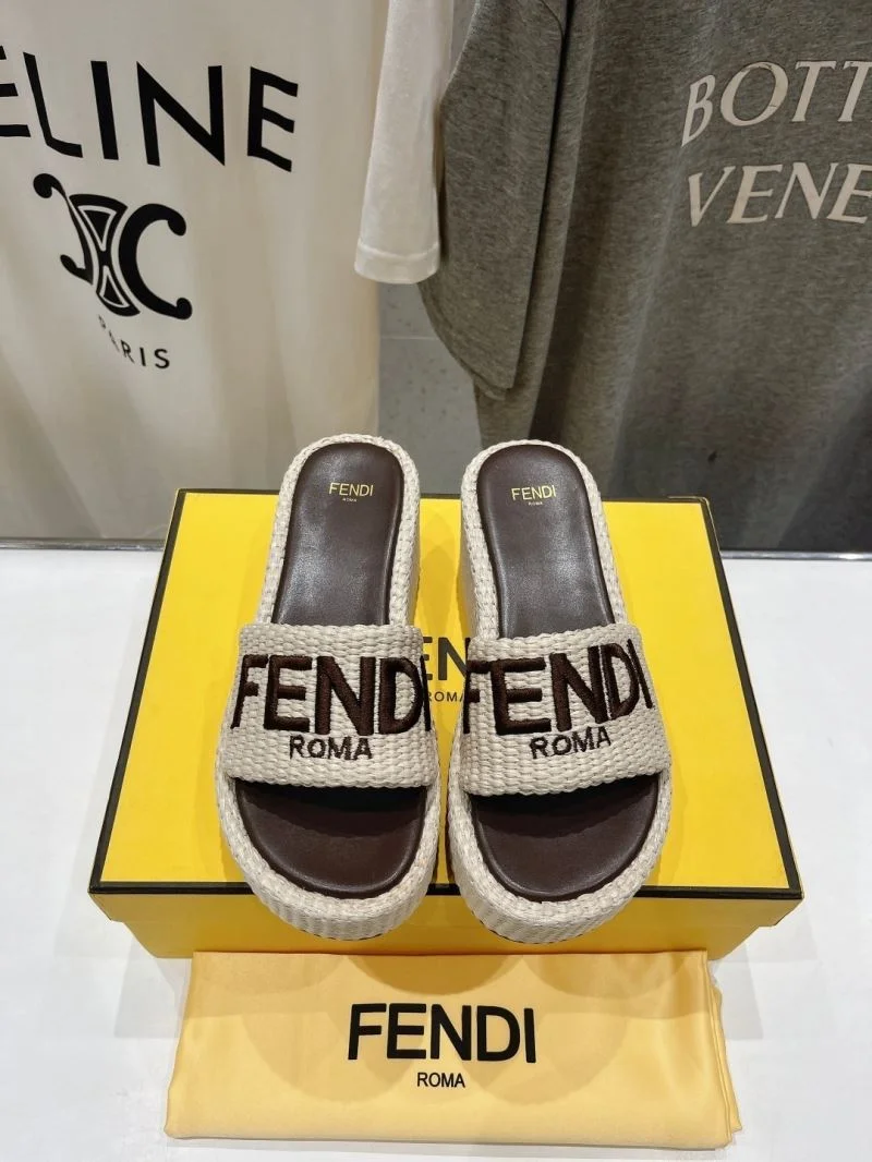 Contemporary Fendi Slippers 23293