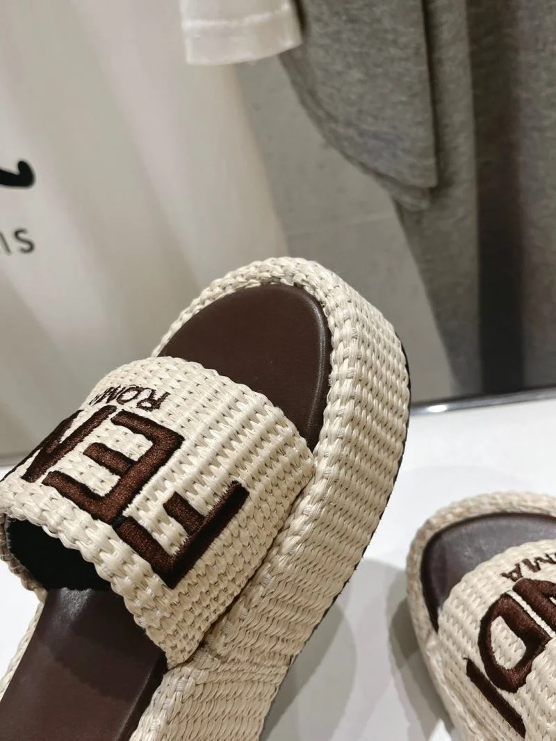 Contemporary Fendi Slippers 23293