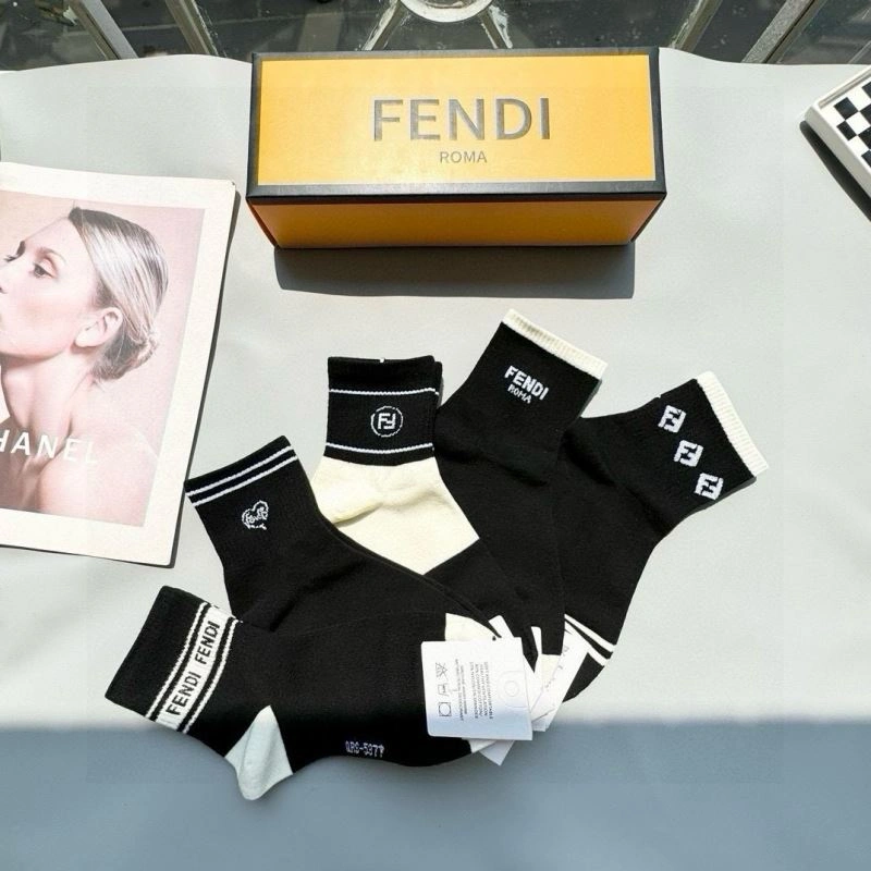 Compact Fendi Socks 273806