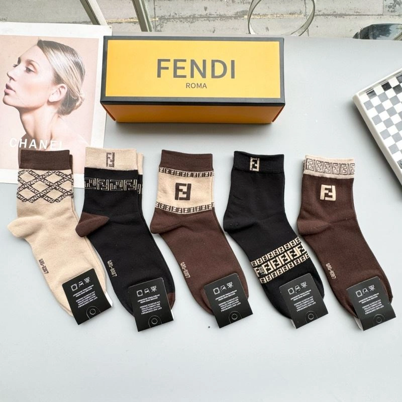 Trendy Fendi Socks 273789