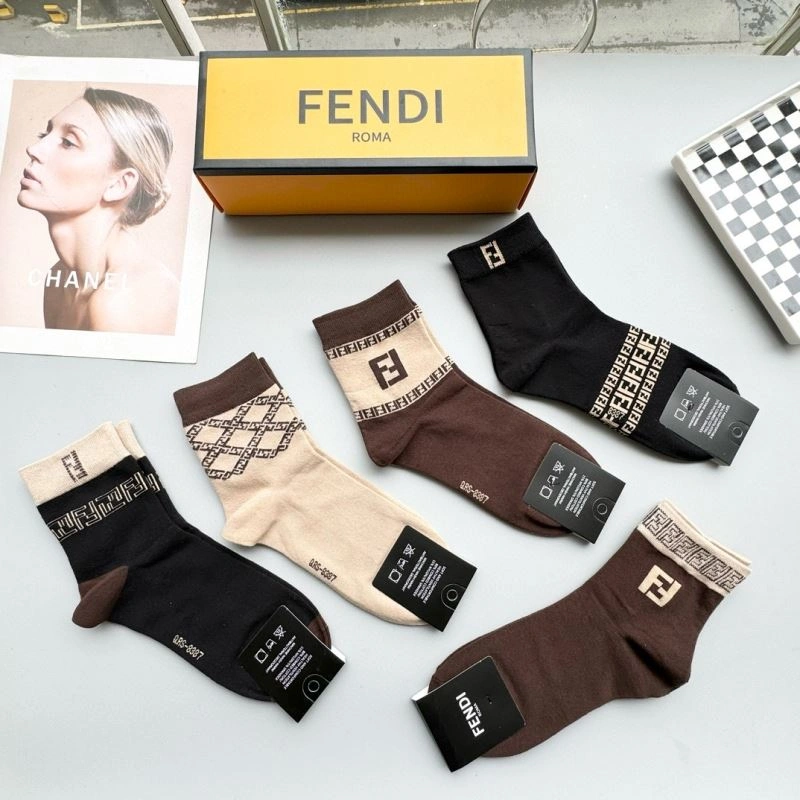 Trendy Fendi Socks 273789