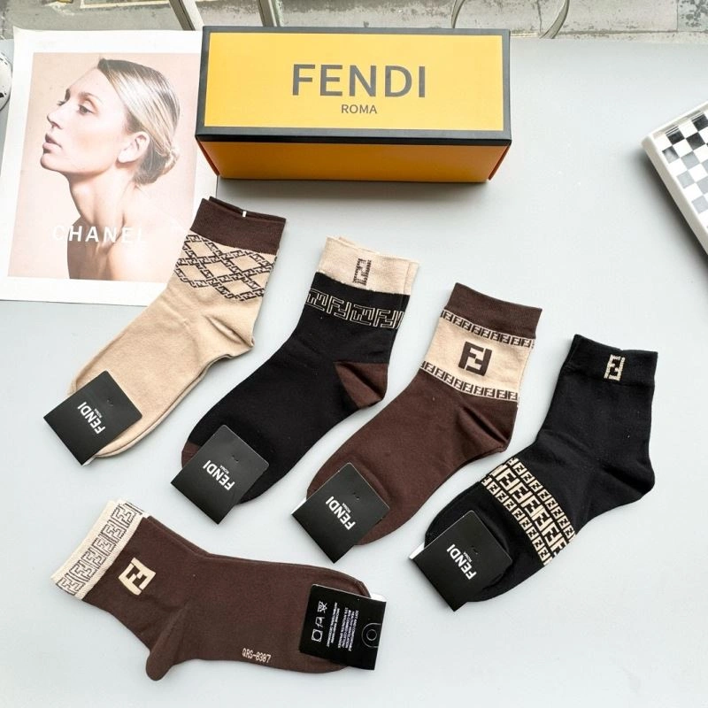 Trendy Fendi Socks 273789