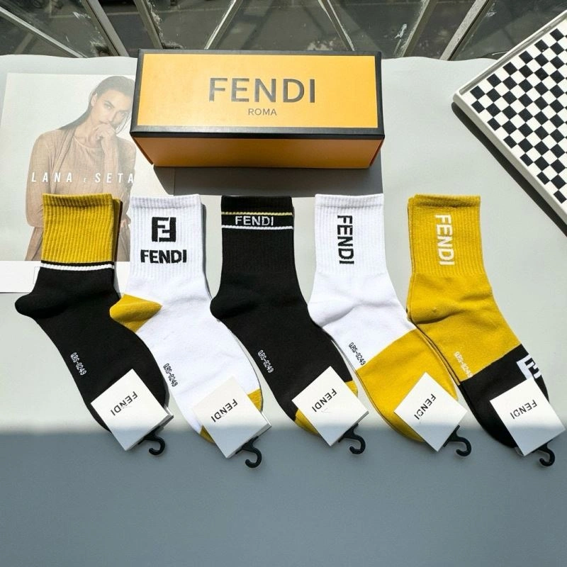 Fendi Socks Comfortable 273780