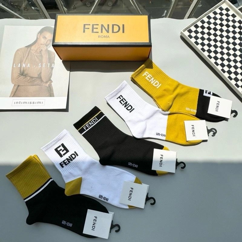 Fendi Socks Comfortable 273780