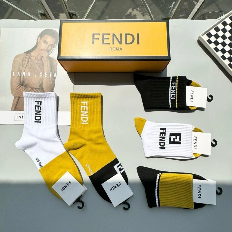 Fendi Socks Comfortable 273780