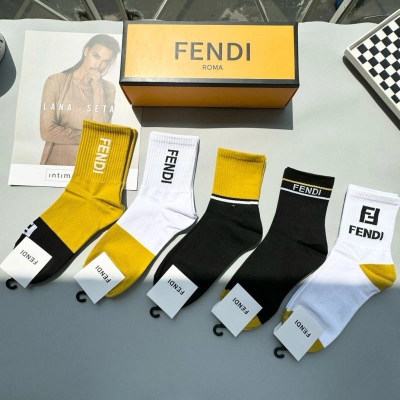 Fendi Socks Comfortable 273780