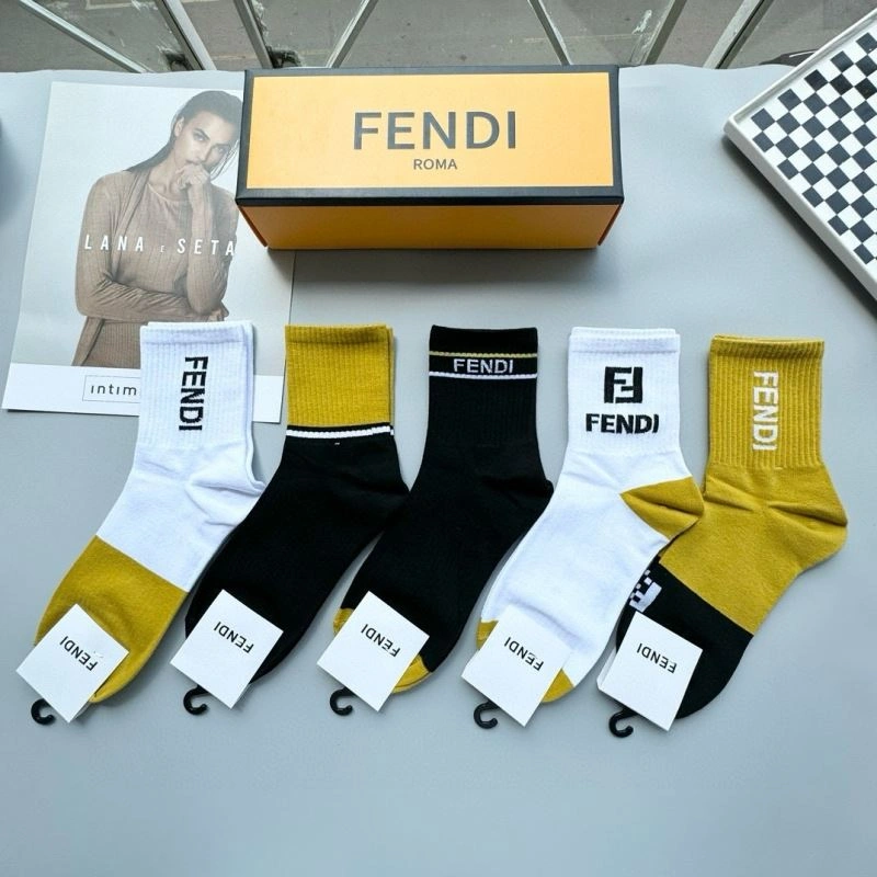 Fendi Socks Comfortable 273780