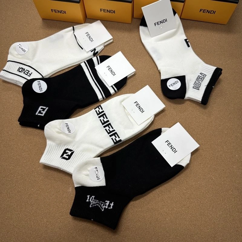 Fendi Socks Neat 273798