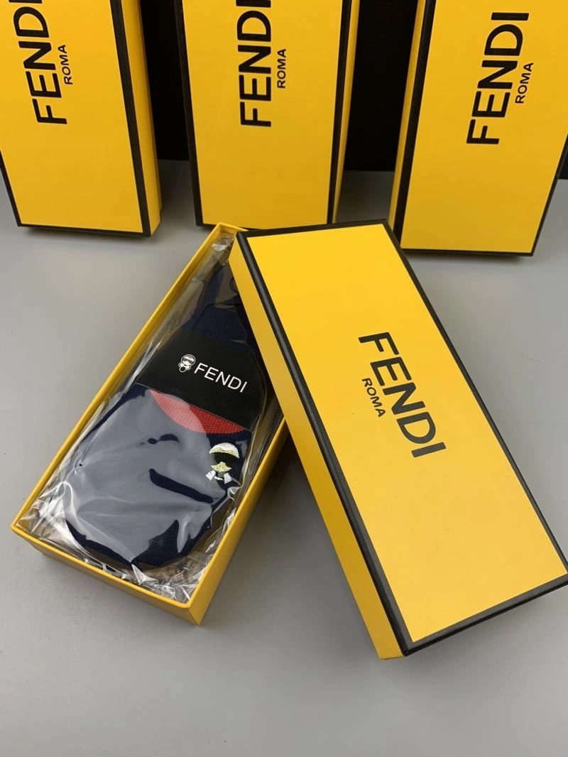 Fendi Socks Versatile 274645