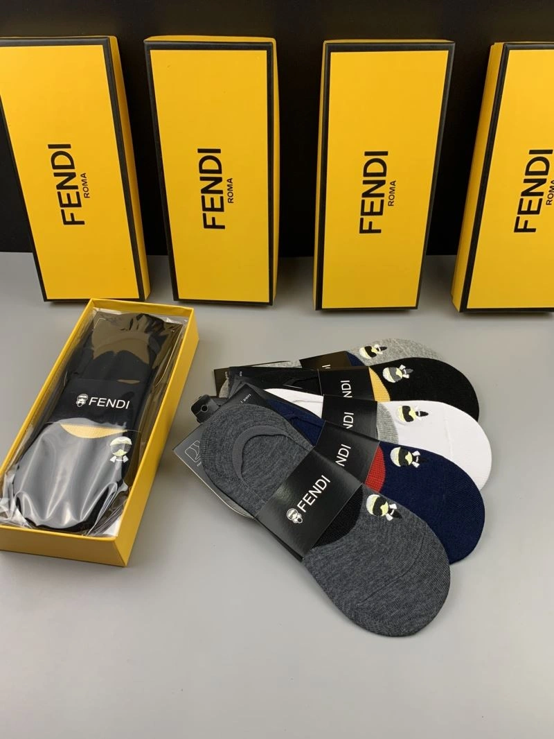 Fendi Socks Versatile 274645