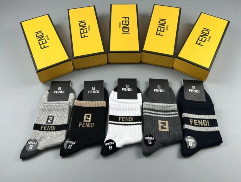 Fendi Socks Comfortable 274644