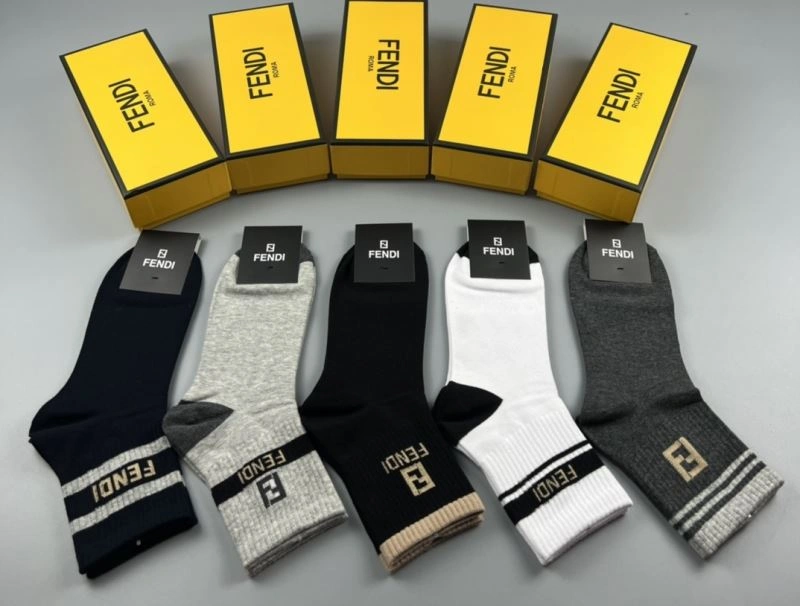 Fendi Socks Comfortable 274644