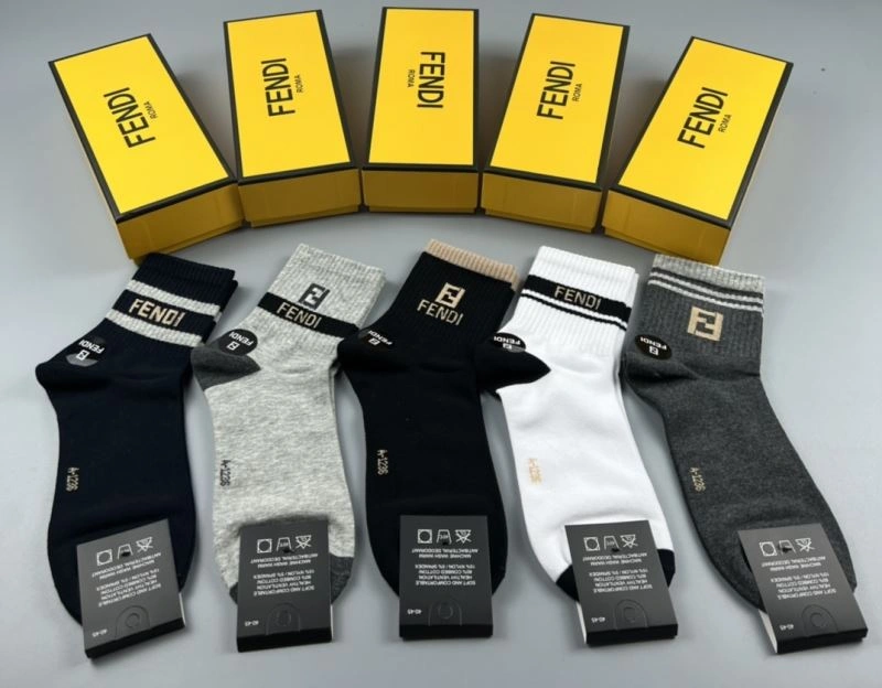 Fendi Socks Comfortable 274644