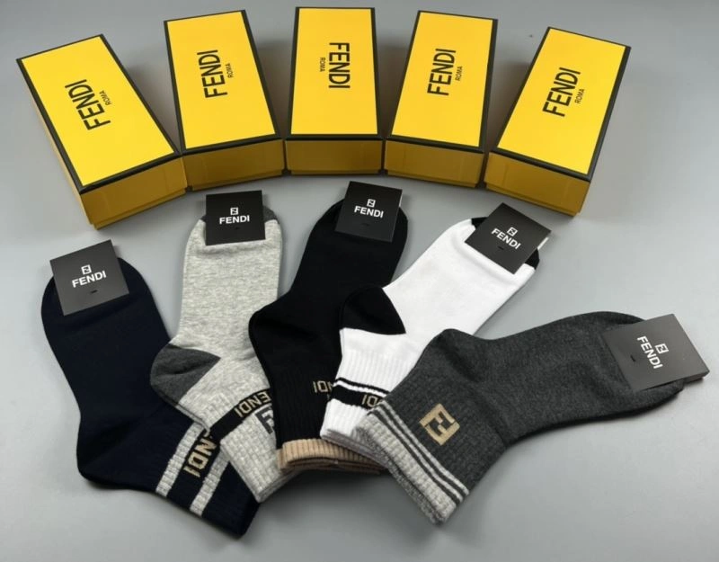 Fendi Socks Comfortable 274644