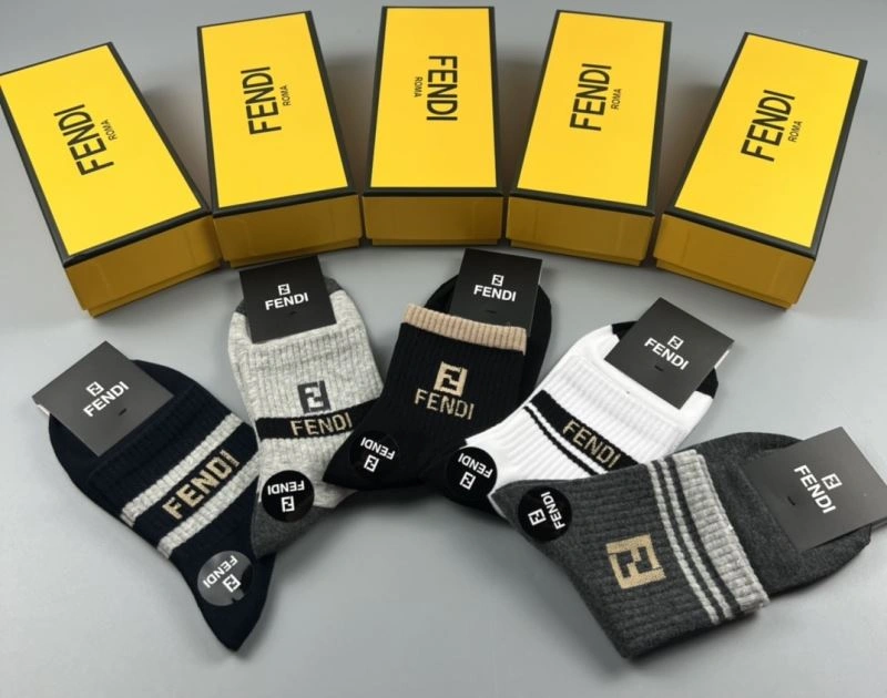 Fendi Socks Comfortable 274644