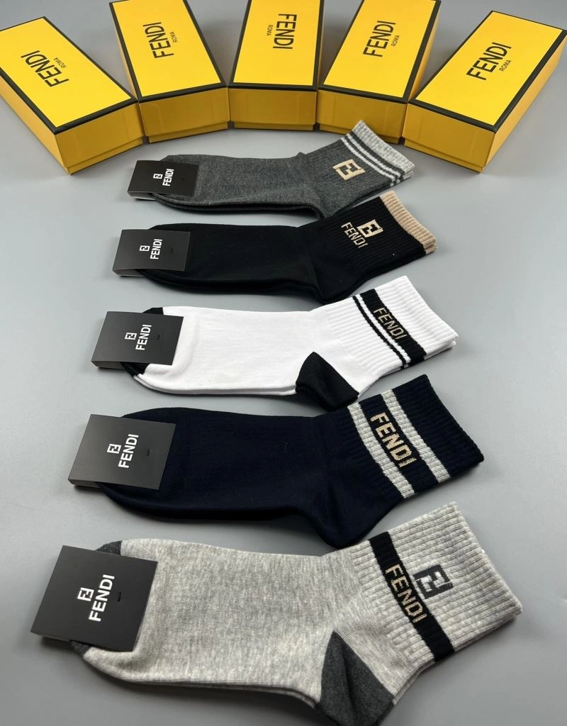 Fendi Socks Comfortable 274644