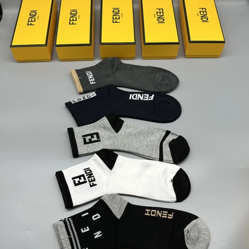 Fashionable Fendi Socks 274265