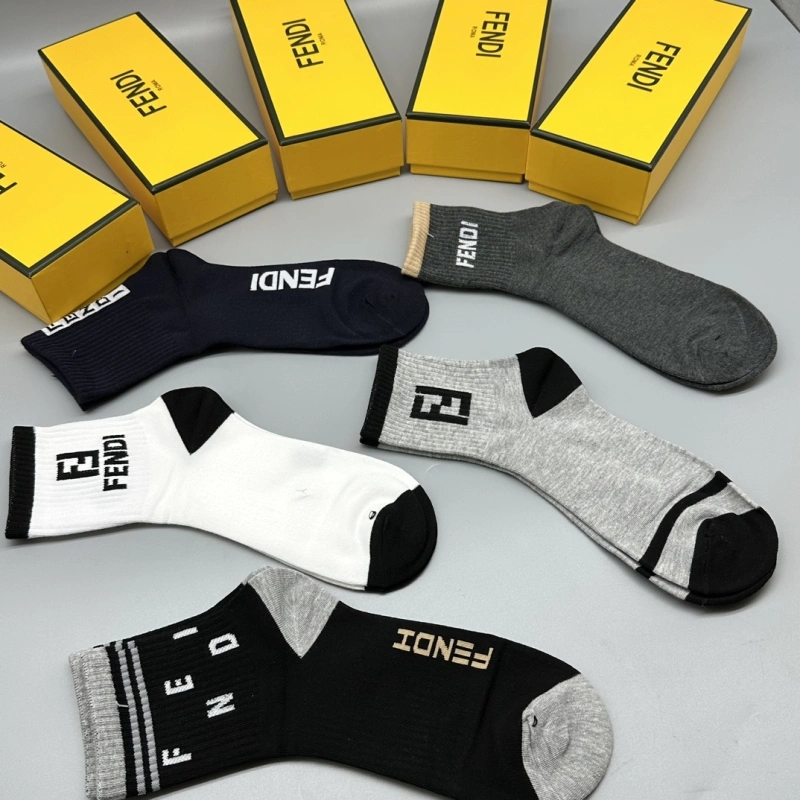 Fashionable Fendi Socks 274265
