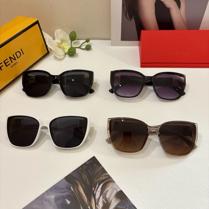 Fendi Sunglasses Classic 279239