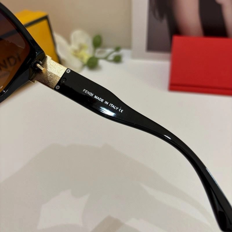 Fendi Sunglasses Comfortable 279254