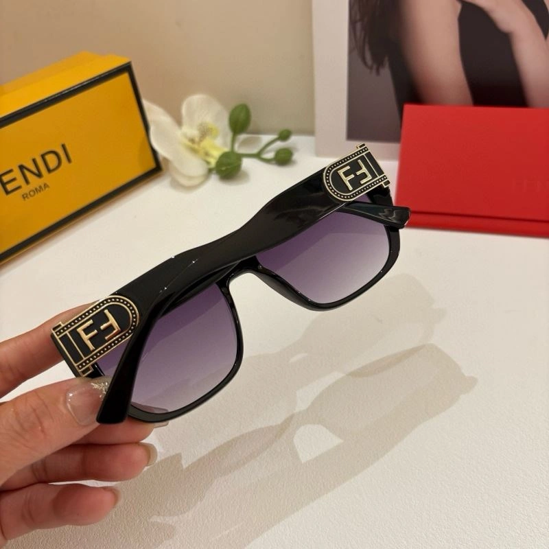Fendi Sunglasses Comfortable 279254