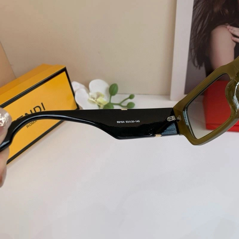 Effortless Fendi Sunglasses 279236