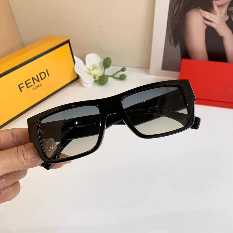 ZipUp Fendi Sunglasses 279231