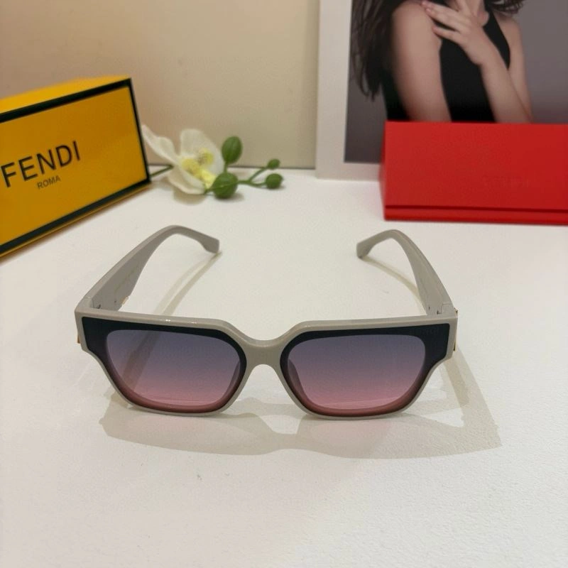 Fendi Sunglasses Practical 279228
