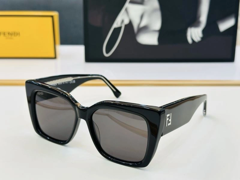 Fendi Sunglasses ComfortFit 279227