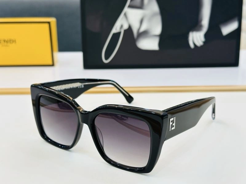 Fendi Sunglasses ComfortFit 279227