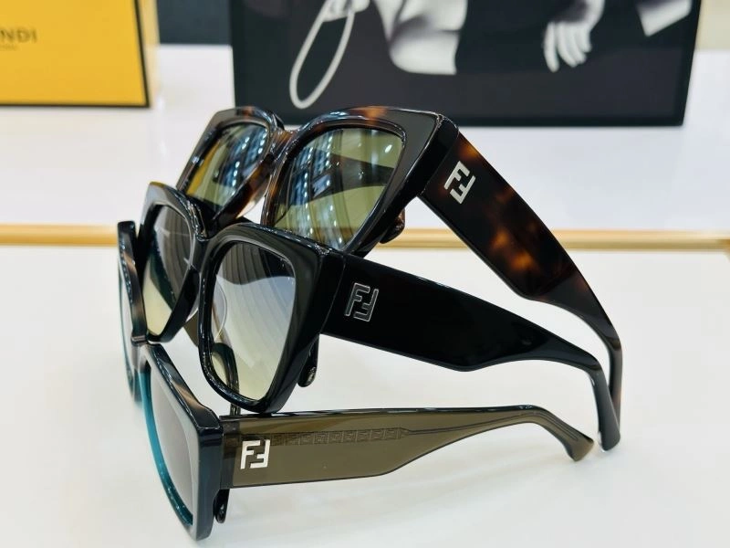 Fendi Sunglasses ComfortFit 279227
