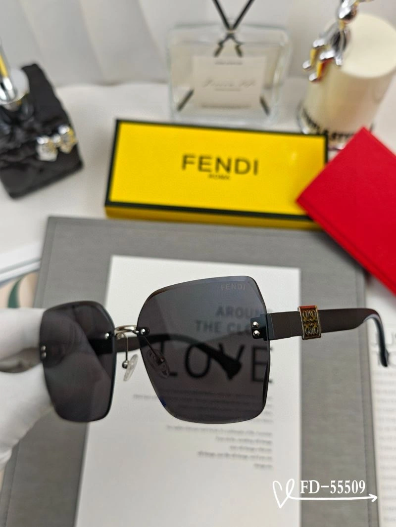Fendi Sunglasses SmoothTexture 279226
