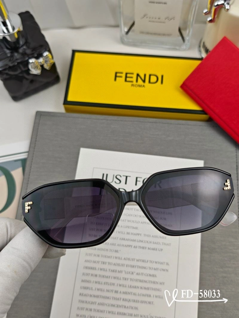 Cozy Fendi Sunglasses 279224
