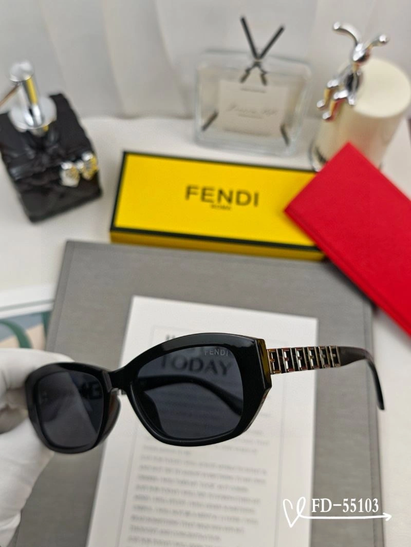 Fendi Sunglasses Contemporary 279222