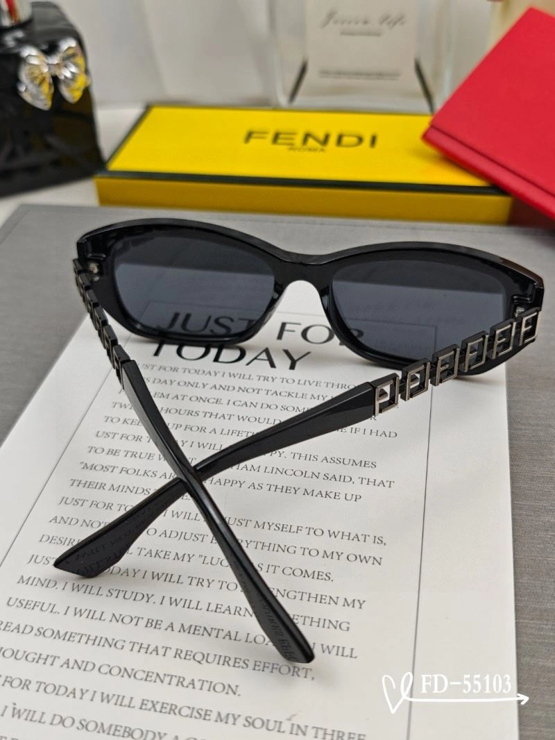 Fendi Sunglasses Contemporary 279222