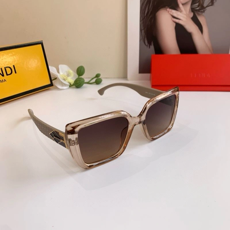 AllSeason Fendi Sunglasses 279204
