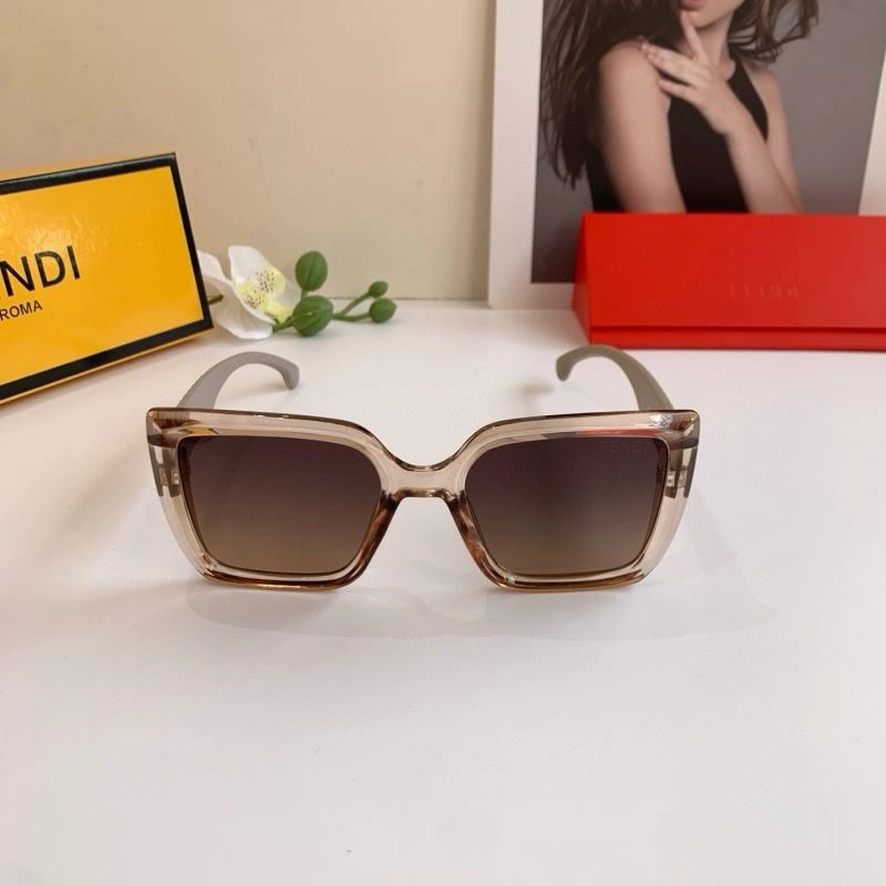 AllSeason Fendi Sunglasses 279204