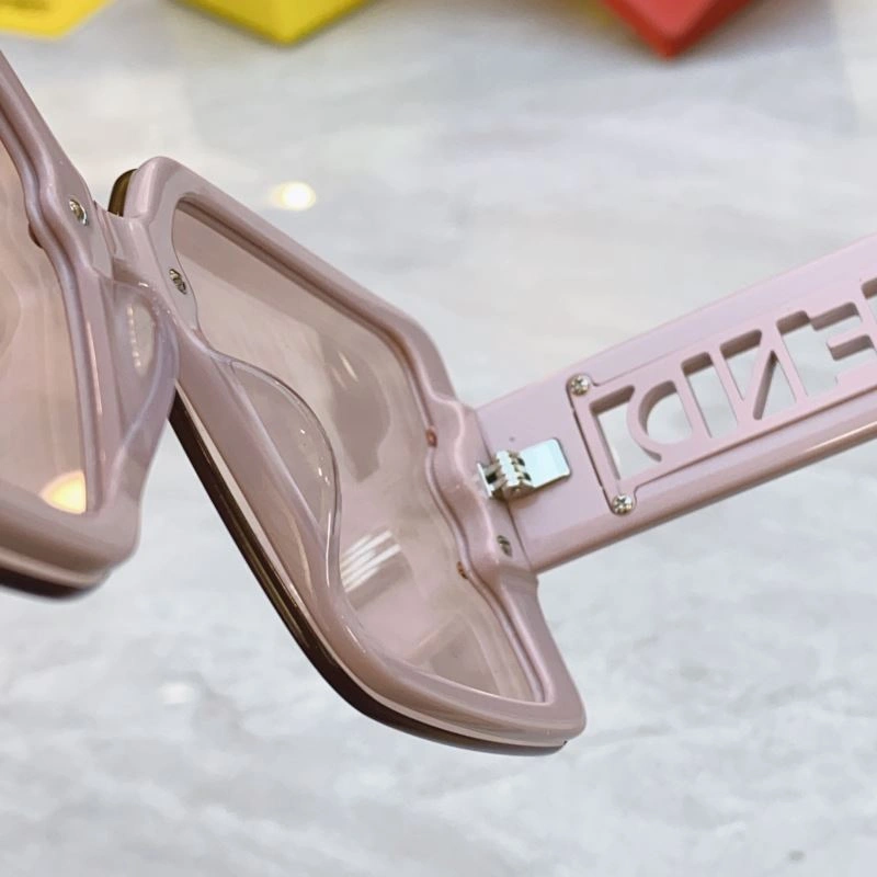 Trendy Fendi Sunglasses 279223